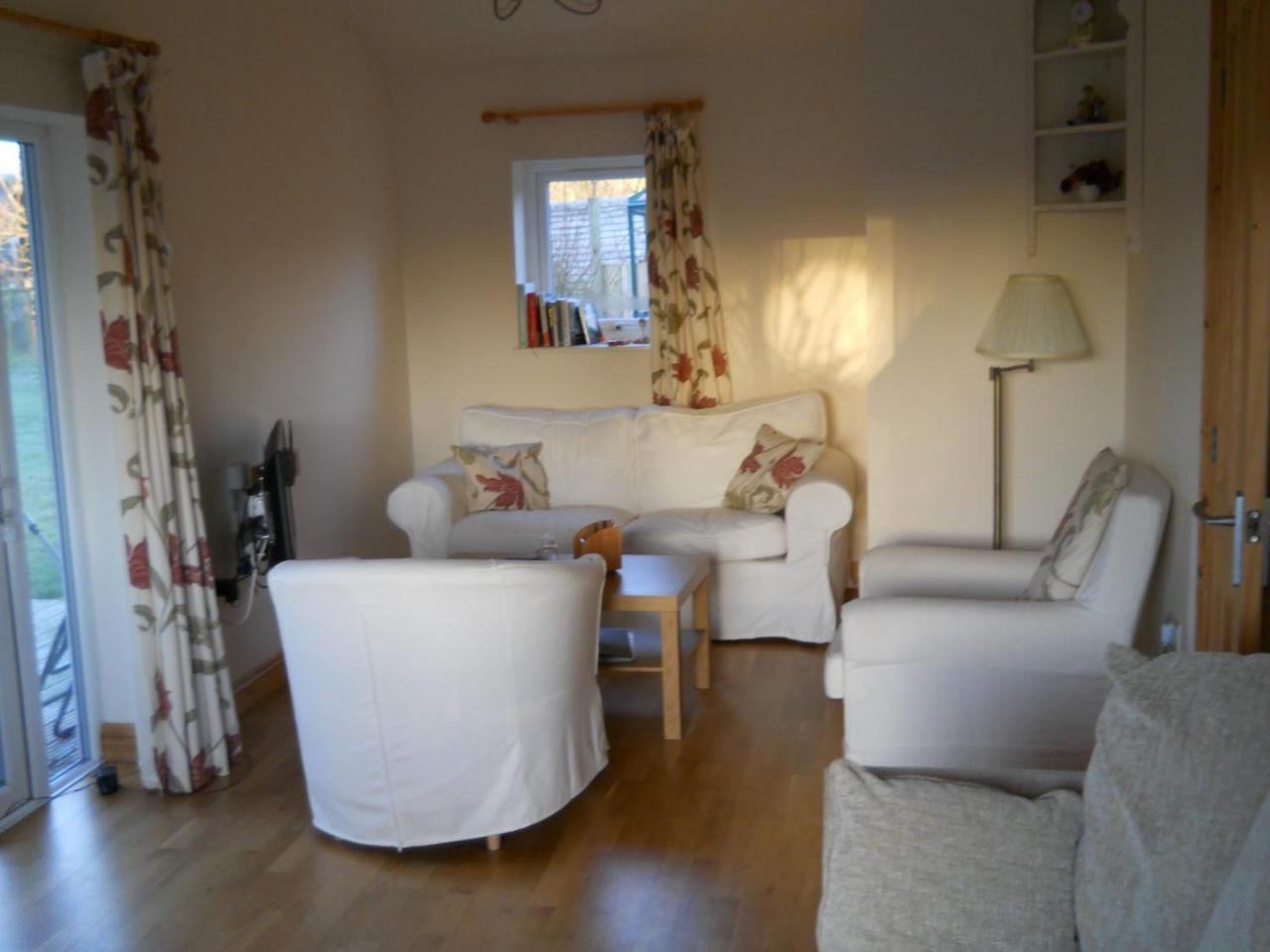 Ty'R Afon - River Cottage Bala Bagian luar foto