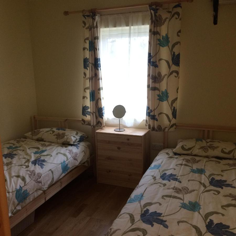 Ty'R Afon - River Cottage Bala Bagian luar foto